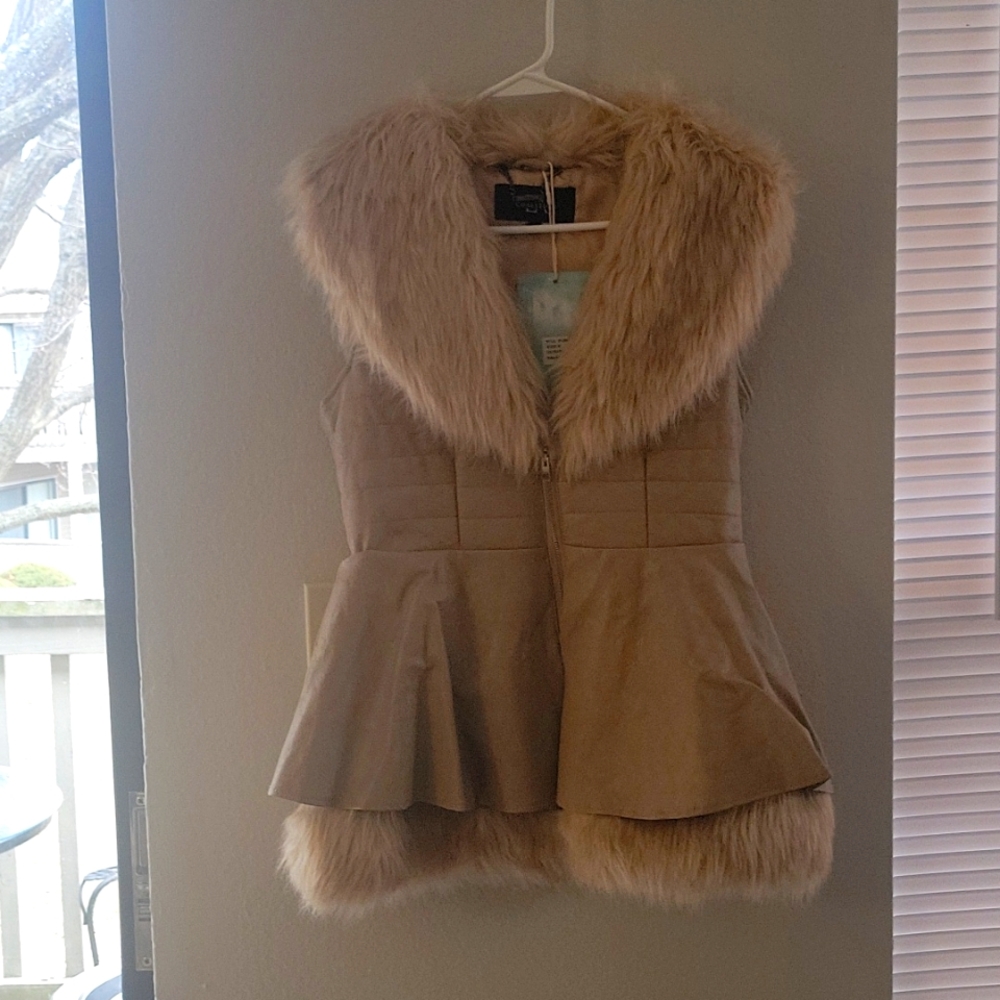 Zip up vest